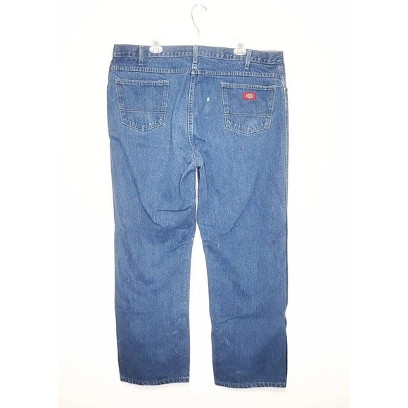 Dickies Straight Leg Jeans Mens Size 42x32 Medium Wash Denim Workwear Pants - Picture 2 of 8